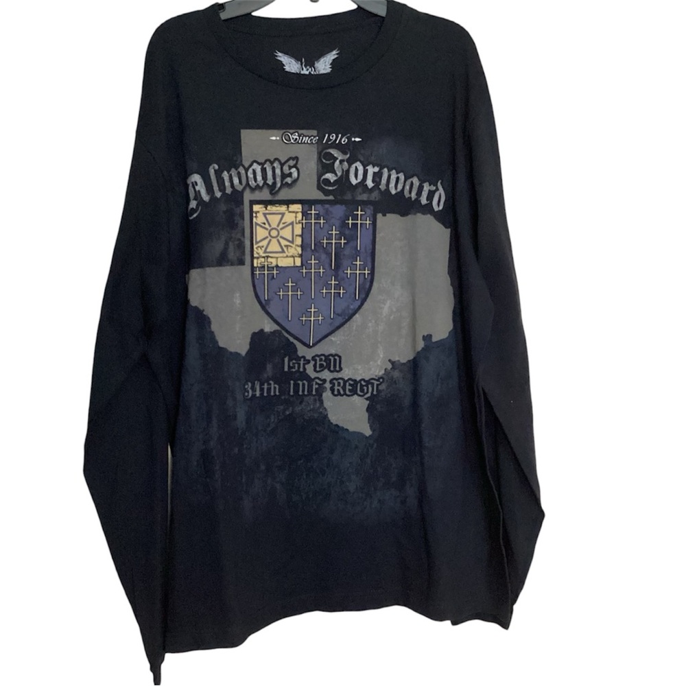 Apprime Courage Above All Rock Force 34th Regt Dragons
Mens T-shirt